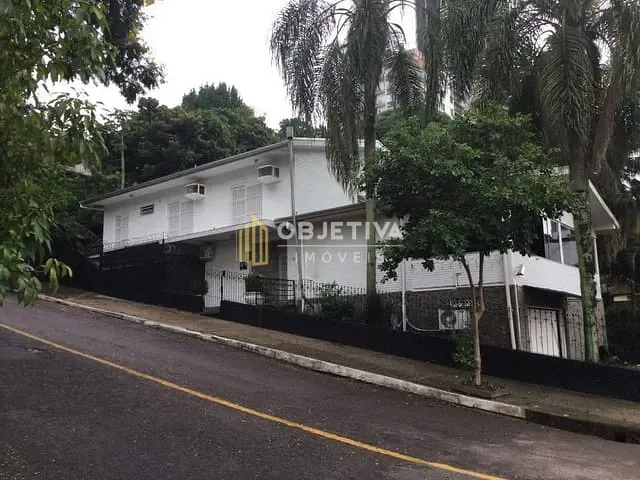 Casa com 400m² 6 quartos e 3 banheiros, à venda, no bairro Centro em Novo Hamburgo
