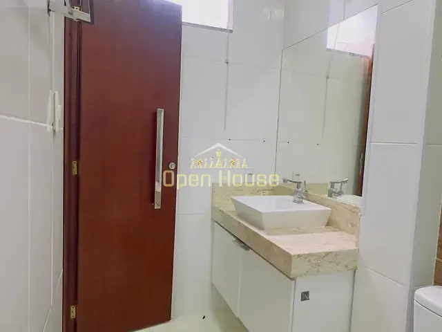 Casa 2 quartos e 3 banheiros, à venda, no bairro Roma em Volta Redonda