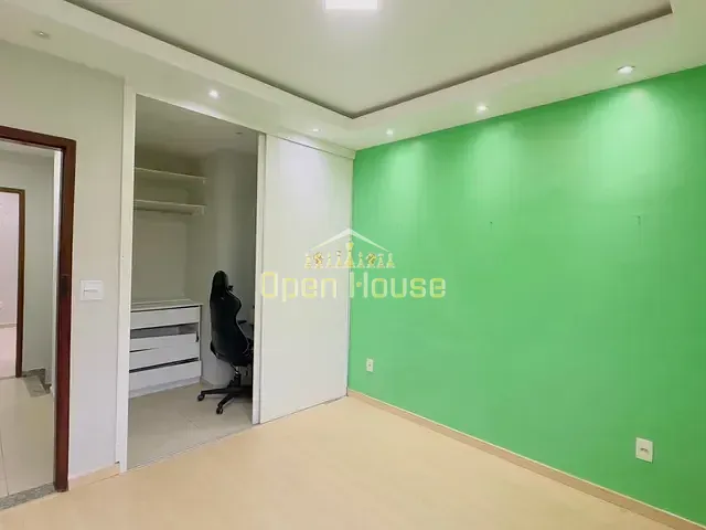 Casa 2 quartos e 3 banheiros, à venda, no bairro Roma em Volta Redonda