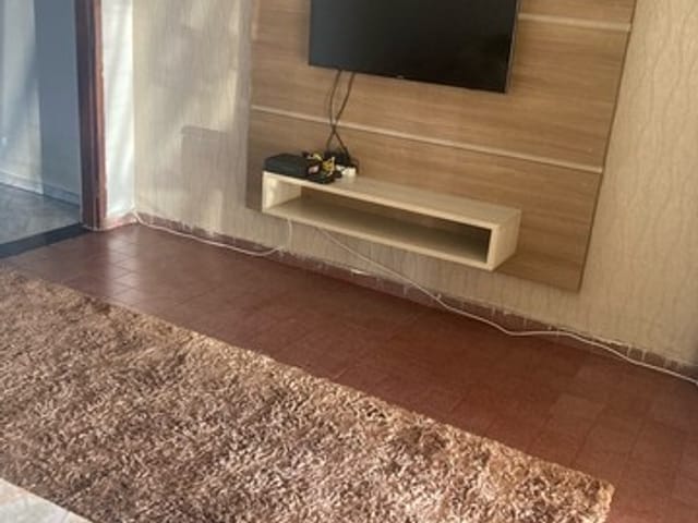 Casa com 240m² 2 quartos e 2 banheiros, à venda, no bairro Alto São Pedro em Taubaté