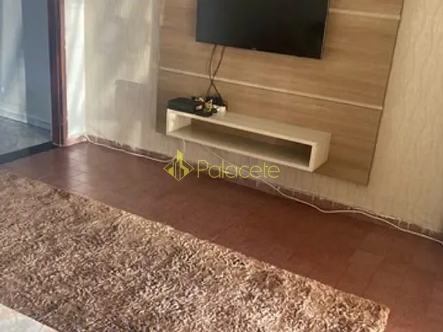 Casa com 240m² 2 quartos e 2 banheiros, à venda, no bairro Alto São Pedro em Taubaté
