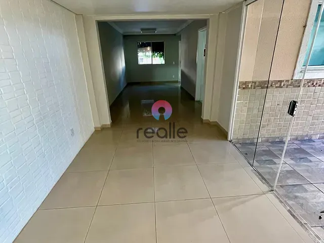 Casa 3 quartos e 1 banheiro, para alugar, no bairro Cabral em Contagem