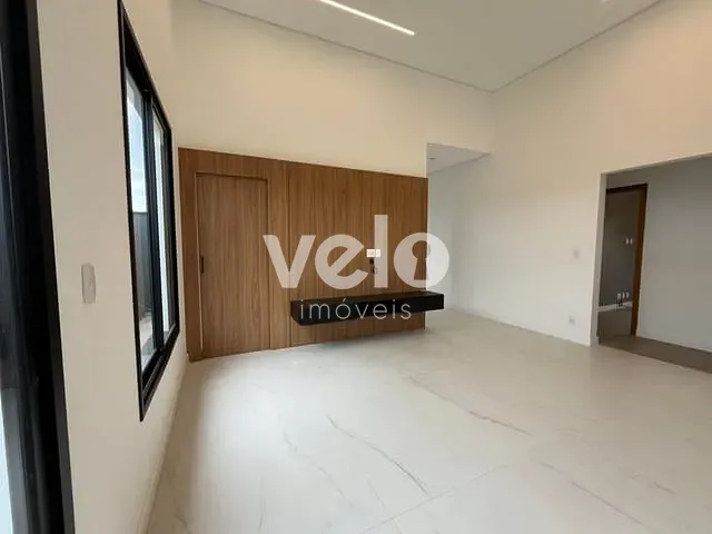 Casa 3 quartos e 4 banheiros, à venda, no bairro Loteamento Residencial Fazenda Casa Grande em Taubaté