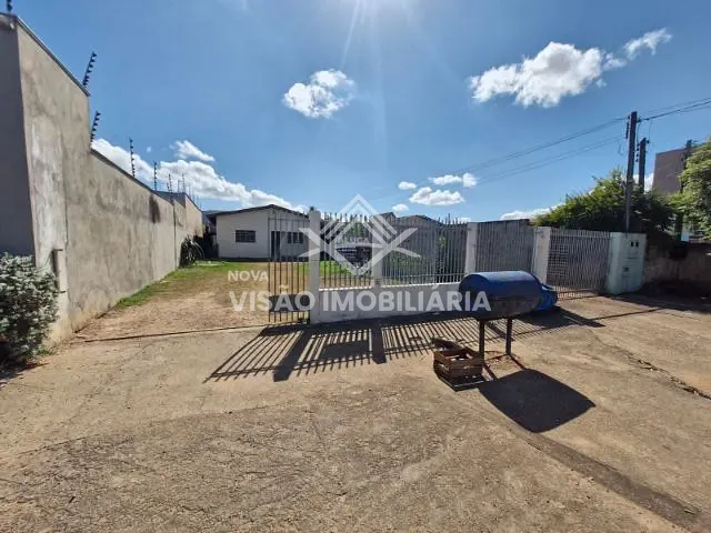 Casa 3 quartos e 1 banheiro, para alugar, no bairro Jardim Jacarandás em Sinop
