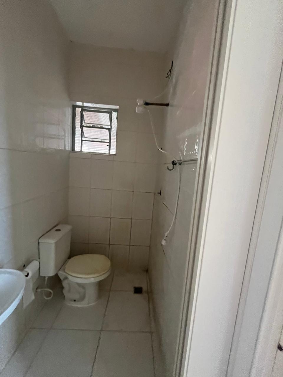Casa à venda e aluguel com 2 quartos, 100m² - Foto 12