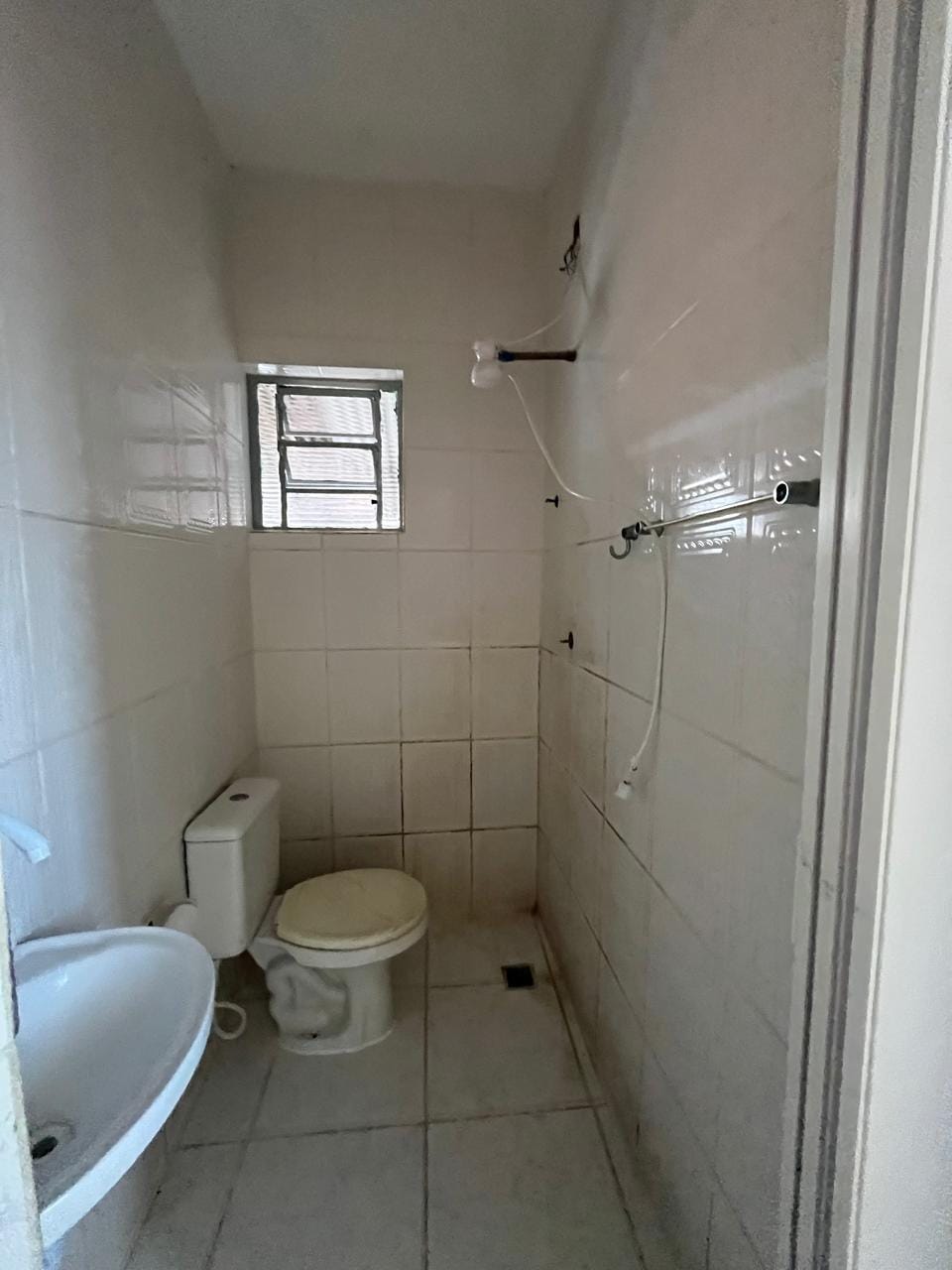 Casa à venda e aluguel com 2 quartos, 100m² - Foto 6