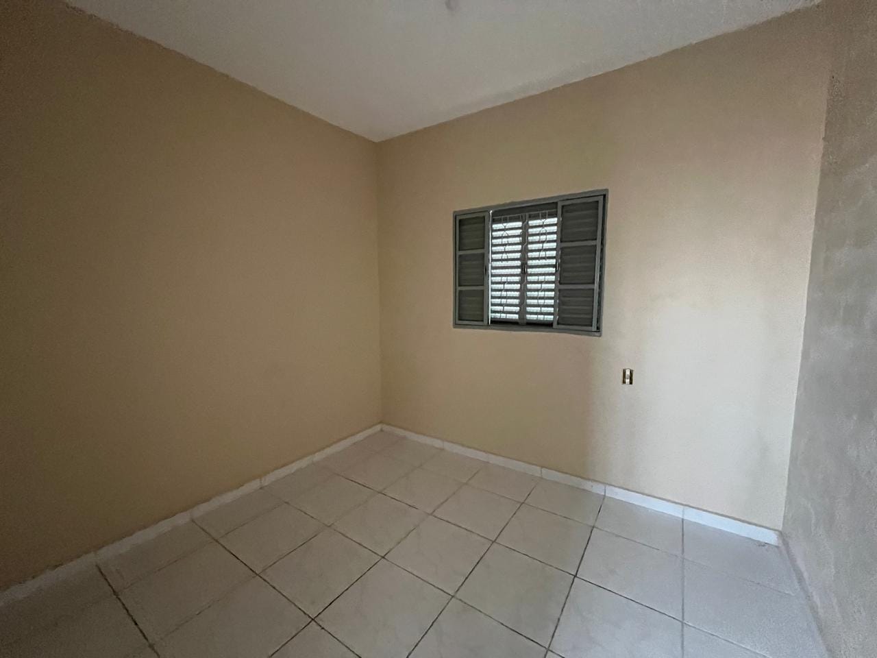 Casa à venda e aluguel com 2 quartos, 100m² - Foto 7