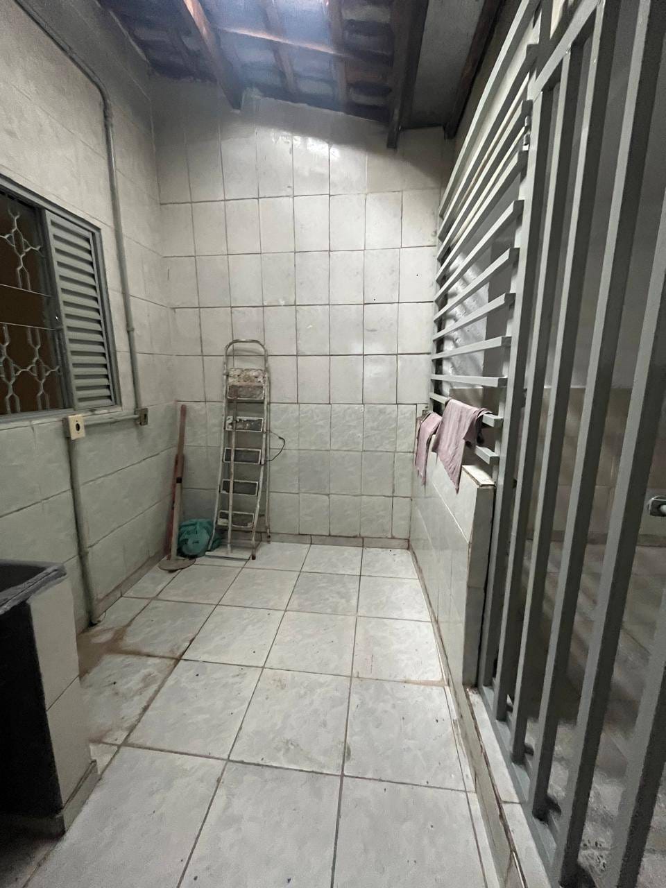 Casa à venda e aluguel com 2 quartos, 100m² - Foto 13