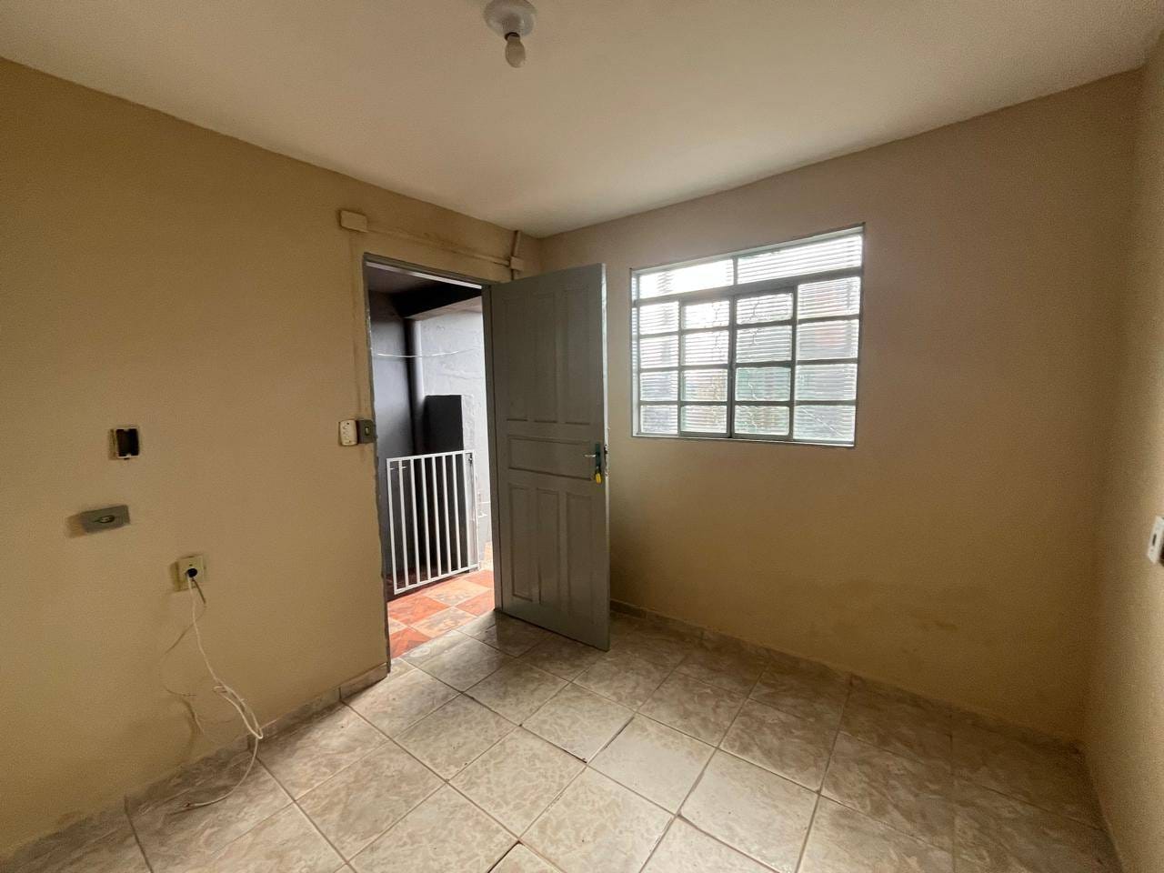 Casa à venda e aluguel com 2 quartos, 100m² - Foto 17