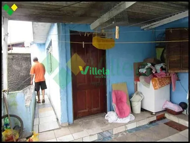 Casa com 250m² 2 quartos e 1 banheiro, à venda, no bairro Parque Residencial Califórnia em Itaquaquecetuba