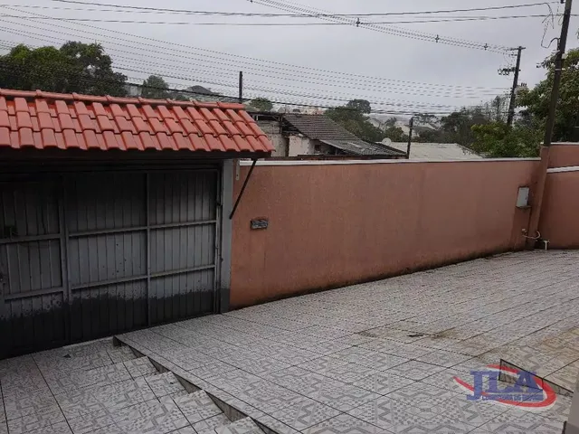Casa com 360m² 4 quartos e 2 banheiros, à venda, no bairro Boa Vista em Curitiba