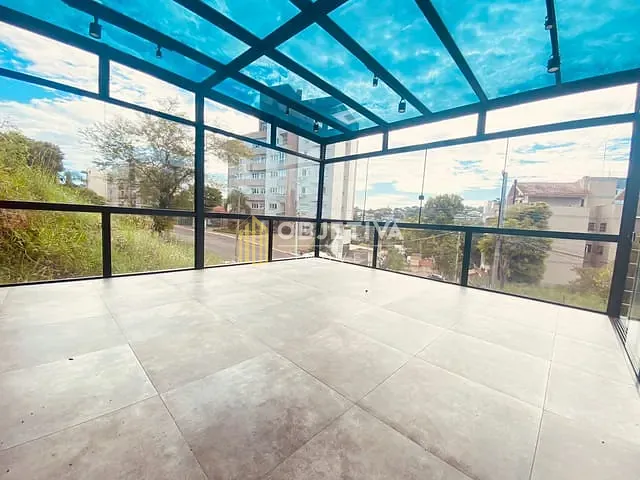 Casa com 290m², à venda, no bairro Guarani em Novo Hamburgo