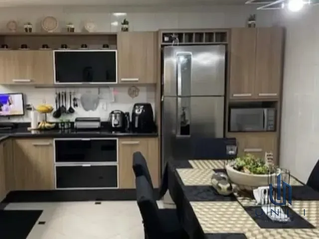 Casa 3 quartos e 3 banheiros, à venda, no bairro Jardim Amália em Volta Redonda