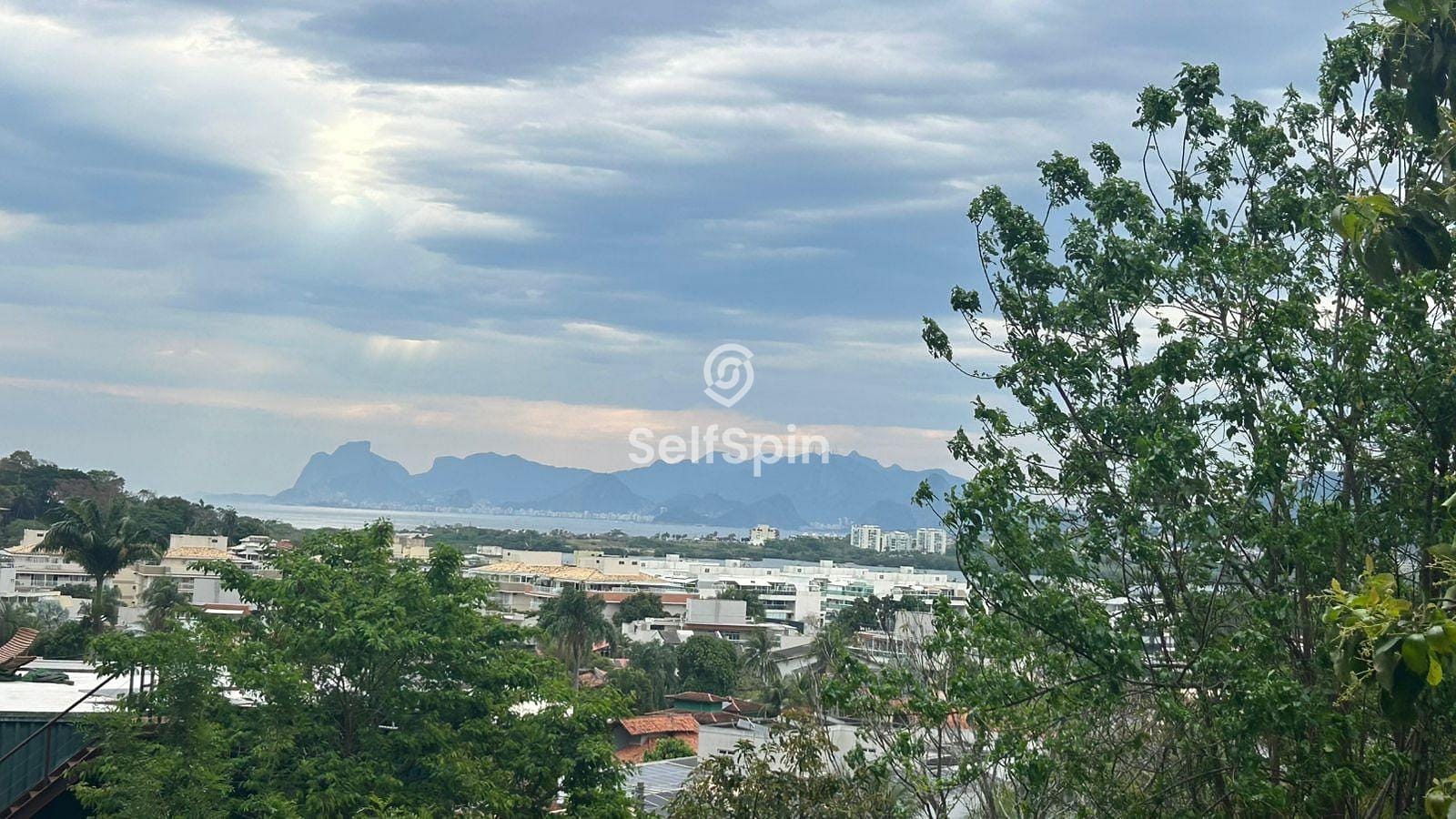 Casa, 3 quartos, 277 m² - Foto 2