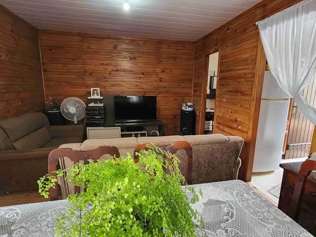 Casa com 43m² 1 quarto e 1 banheiro, à venda, no bairro Três Vendas em Pelotas