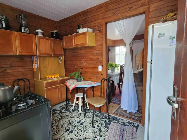 Casa com 43m² 1 quarto e 1 banheiro, à venda, no bairro Três Vendas em Pelotas
