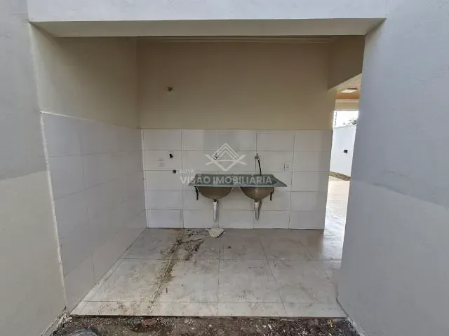 Casa 3 quartos e 1 banheiro, para alugar, no bairro Residencial Deville em Sinop