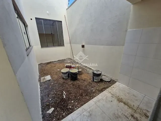 Casa 3 quartos e 1 banheiro, para alugar, no bairro Residencial Deville em Sinop