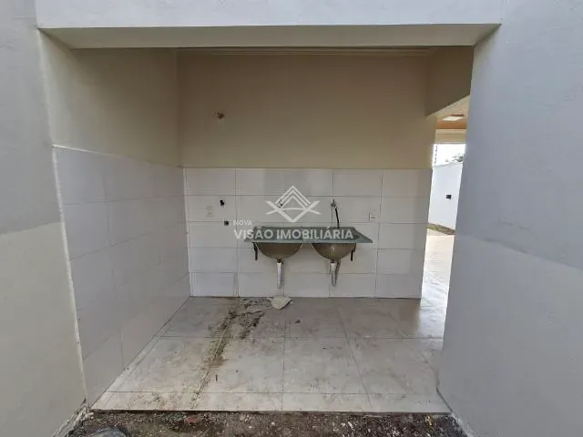 Casa 3 quartos e 1 banheiro, para alugar, no bairro Residencial Deville em Sinop
