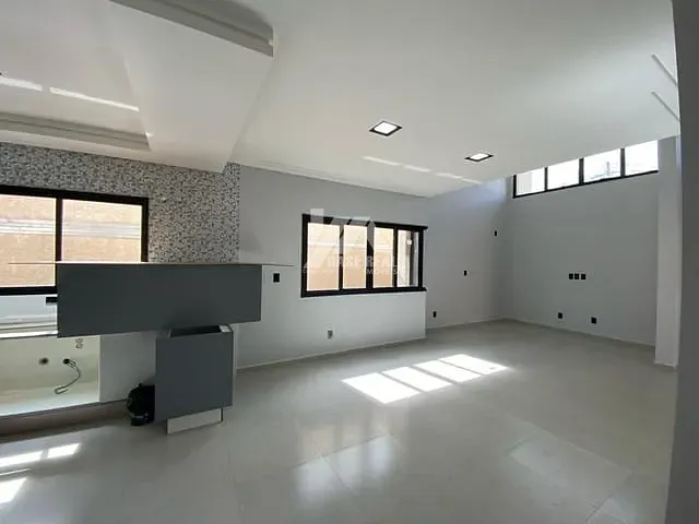 Casa com 252m² 3 quartos e 3 banheiros, à venda, no bairro Alto Cascavel em Guarapuava