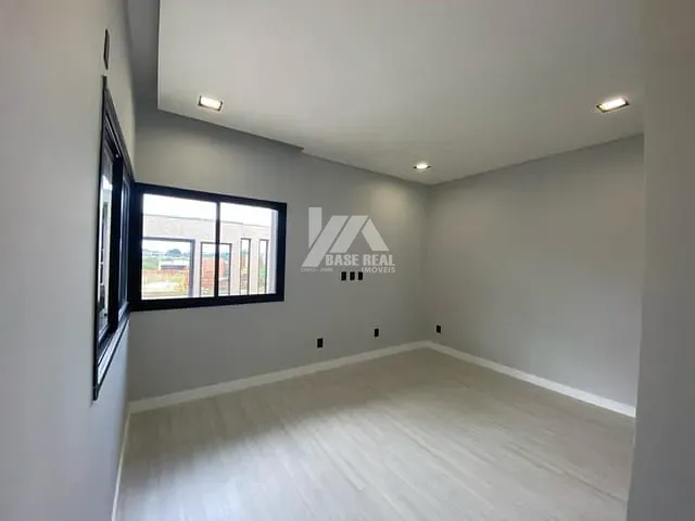 Casa com 252m² 3 quartos e 3 banheiros, à venda, no bairro Alto Cascavel em Guarapuava