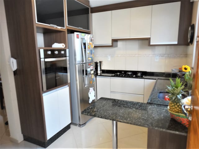 Casa com 146m² 3 quartos e 2 banheiros, à venda ou para alugar, no bairro Ronda em Ponta Grossa