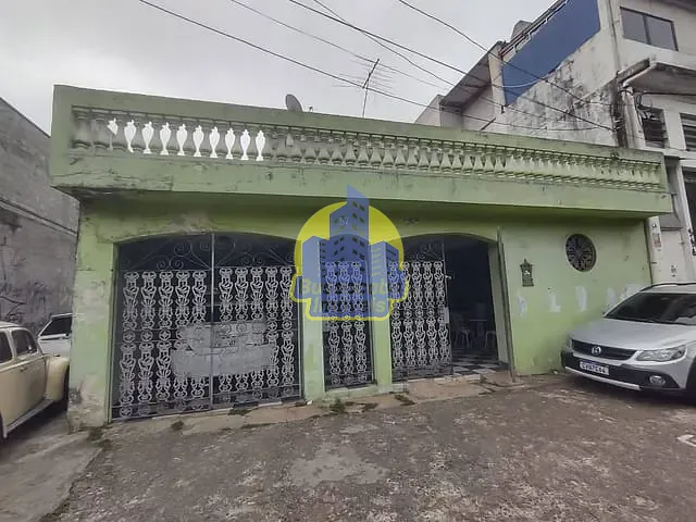 Casa com 2m², à venda, no bairro Umuarama em Osasco