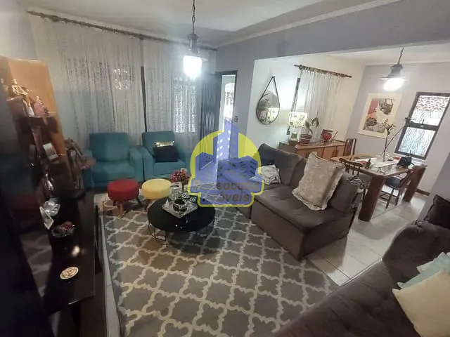 Casa com 2m², à venda, no bairro Umuarama em Osasco