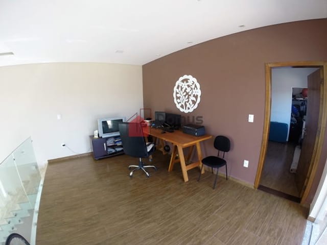 Casa com 405m², à venda, no bairro Condomínio Real Ville em Pindamonhangaba