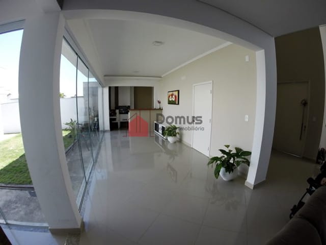 Casa com 405m², à venda, no bairro Condomínio Real Ville em Pindamonhangaba