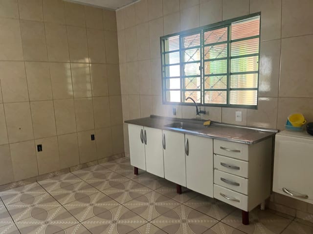 Casa com 200m² 2 quartos e 1 banheiro, à venda, no bairro Santa Clara em Campinas