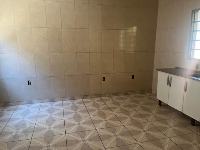 Casa com 200m² 2 quartos e 1 banheiro, à venda, no bairro Santa Clara em Campinas