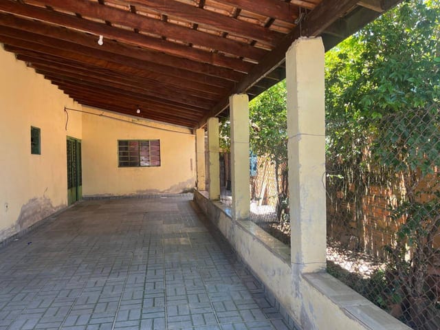 Casa com 200m² 2 quartos e 1 banheiro, à venda, no bairro Santa Clara em Campinas