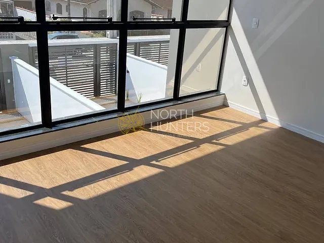 Casa com 108m² 3 quartos e 2 banheiros, à venda, no bairro Boa Vista em Joinville