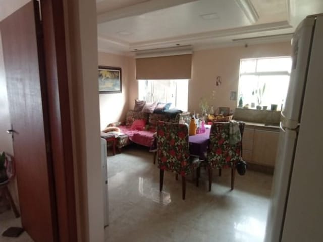 Casa 6 quartos e 3 banheiros, à venda, no bairro Jardim Ana Rosa I em Colombo