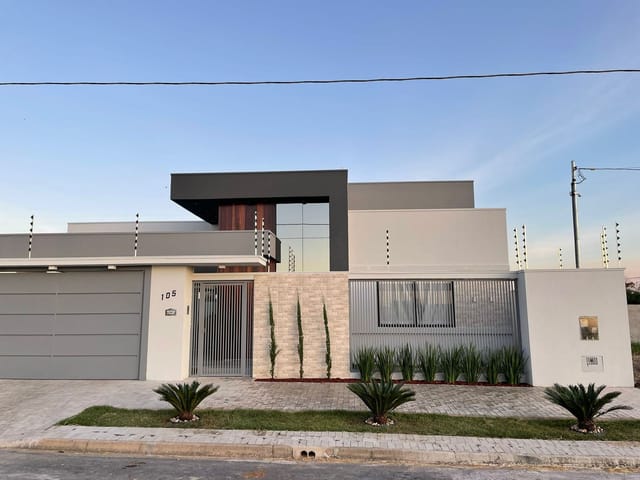 Casa com 250m² 3 quartos e 1 banheiro, à venda, no bairro Residencial Recanto Suíço em Sinop