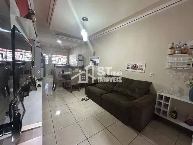 Casa com 180m² 2 quartos e 1 banheiro, à venda, no bairro Jardim Rio Negro em Andradas