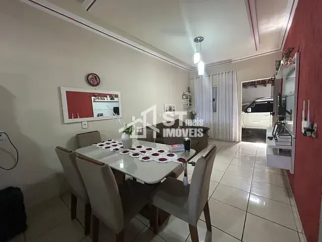 Casa com 180m² 2 quartos e 1 banheiro, à venda, no bairro Jardim Rio Negro em Andradas