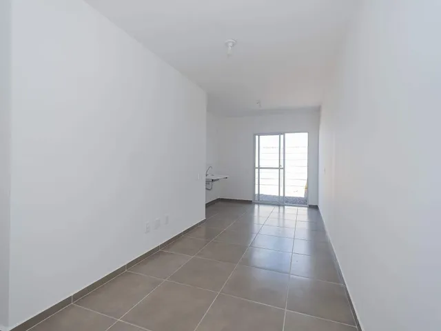 Casa 2 quartos e 1 banheiro, à venda, no bairro Três Vendas em Pelotas