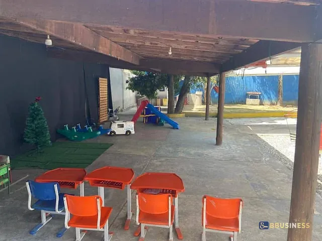 Casa à venda ou para alugar, no bairro Parque Califórnia em Campos dos Goytacazes