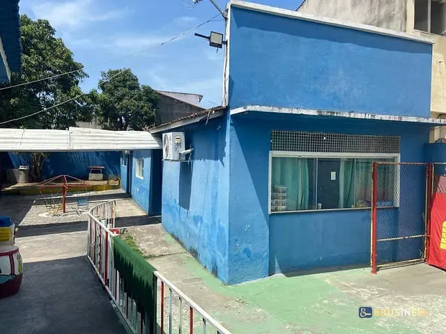 Casa à venda ou para alugar, no bairro Parque Califórnia em Campos dos Goytacazes