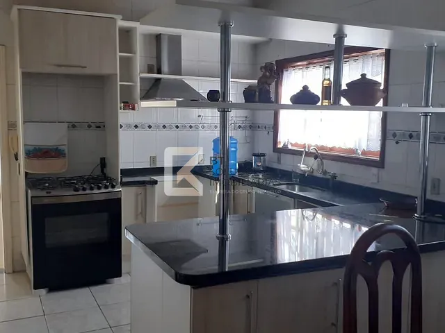 Casa com 386m² 3 quartos e 3 banheiros, à venda, no bairro Jardim Regina em Indaiatuba