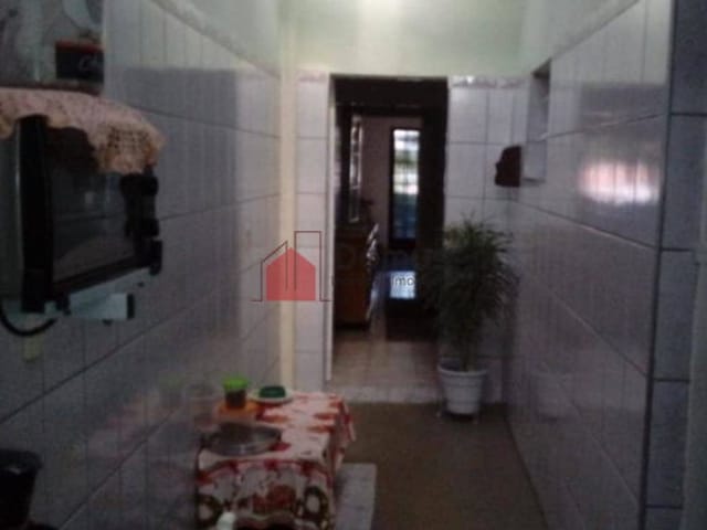 Casa com 300m², à venda, no bairro Parque São Domingos em Pindamonhangaba
