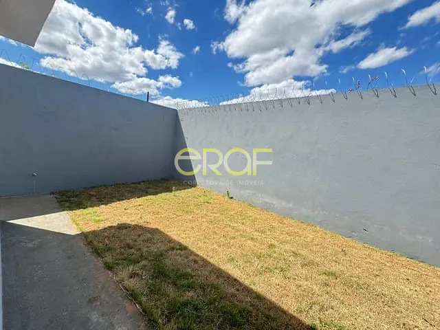 Casa 3 quartos e 2 banheiros, à venda, no bairro Parque da Colina II em Formosa