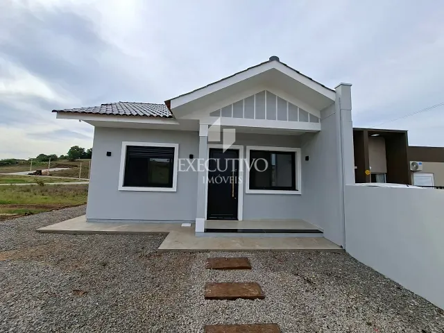 Casa 2 quartos e 1 banheiro, à venda ou para alugar, no bairro Barra do Forqueta em Arroio do Meio