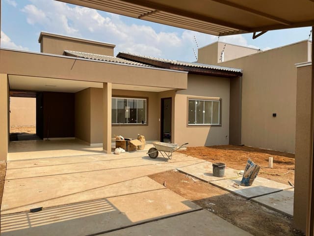 Casa com 300m² 2 quartos e 1 banheiro, à venda, no bairro Jardim Paulista em Sinop
