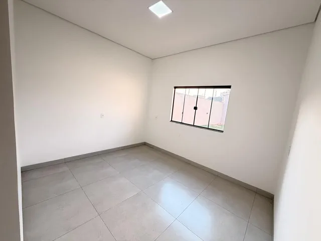 Casa com 300m² 2 quartos e 1 banheiro, à venda, no bairro Jardim Paulista em Sinop