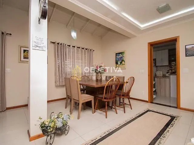 Casa com 250m² 3 quartos e 3 banheiros, à venda, no bairro Ideal em Novo Hamburgo