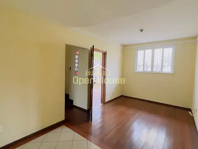 Casa com 91m² 3 quartos e 3 banheiros, à venda, no bairro Jardim Amália em Volta Redonda