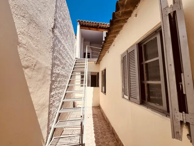 Casa com 140m² 2 quartos e 2 banheiros, à venda, no bairro Areal em Pelotas
